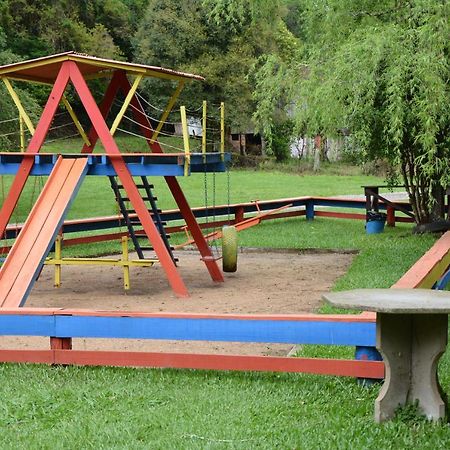 Pousada Parque Das Pitangueiras Flores da Cunha Exteriér fotografie